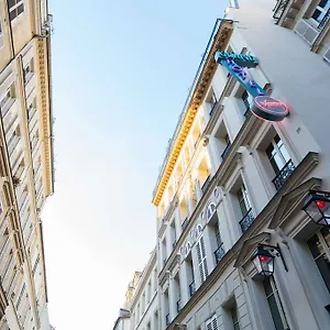 Grand Amour 3*, Parigi Francia